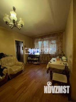 2-к квартира, вторичка, 43м2, 1/5 этаж