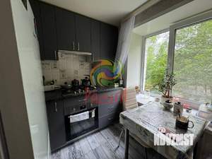2-к квартира, вторичка, 39м2, 1/5 этаж