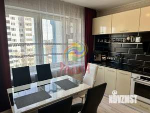 3-к квартира, вторичка, 82м2, 10/17 этаж