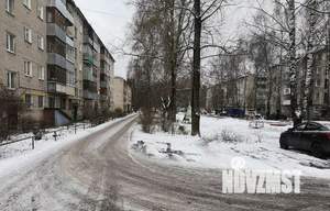 3-к квартира, вторичка, 61м2, 1/5 этаж