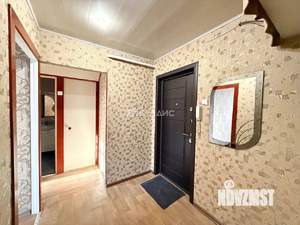 2-к квартира, вторичка, 39м2, 1/5 этаж