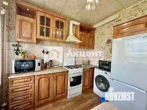3-к квартира, вторичка, 64м2, 6/9 этаж