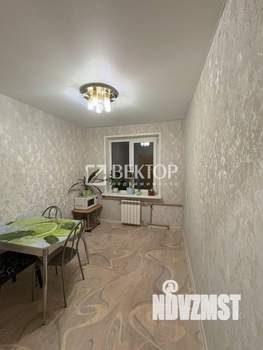 4-к квартира, вторичка, 58м2, 5/5 этаж