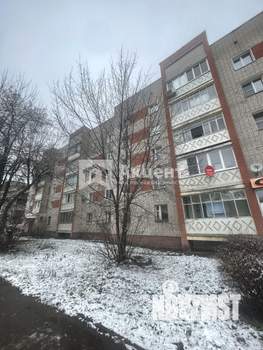 3-к квартира, вторичка, 71м2, 1/5 этаж