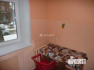 2-к квартира, вторичка, 42м2, 1/4 этаж