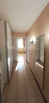 3-к квартира, вторичка, 64м2, 6/9 этаж