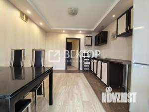 2-к квартира, вторичка, 67м2, 1/10 этаж