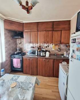 5-к квартира, вторичка, 104м2, 1/9 этаж