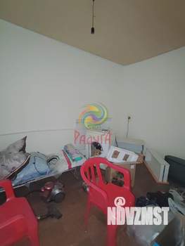 2-к квартира, вторичка, 42м2, 1/4 этаж