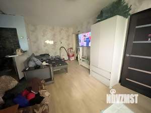 2-к квартира, вторичка, 44м2, 1/4 этаж