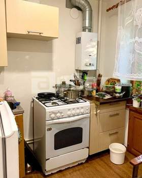 2-к квартира, вторичка, 42м2, 3/5 этаж