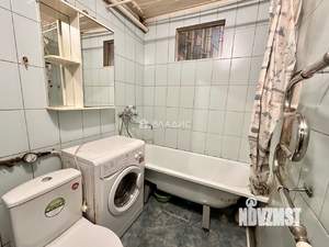 2-к квартира, вторичка, 44м2, 1/4 этаж