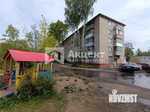 2-к квартира, вторичка, 40м2, 3/5 этаж