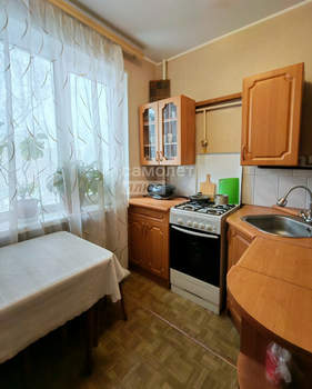 2-к квартира, вторичка, 47м2, 3/5 этаж