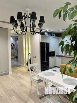 4-к квартира, вторичка, 124м2, 10/17 этаж