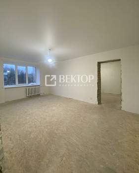 4-к квартира, вторичка, 75м2, 3/6 этаж