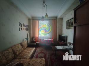 2-к квартира, вторичка, 60м2, 1/3 этаж