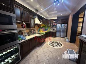 4-к квартира, вторичка, 149м2, 10/12 этаж