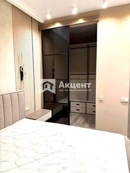 2-к квартира, вторичка, 60м2, 14/14 этаж