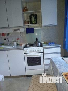 2-к квартира, вторичка, 42м2, 1/5 этаж