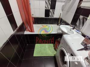 3-к квартира, вторичка, 70м2, 2/5 этаж