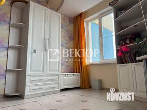 4-к квартира, вторичка, 124м2, 5/19 этаж