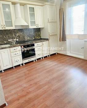 2-к квартира, вторичка, 64м2, 1/10 этаж