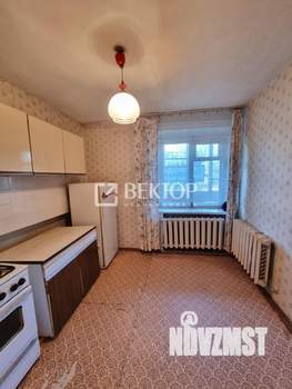 2-к квартира, вторичка, 51м2, 1/9 этаж