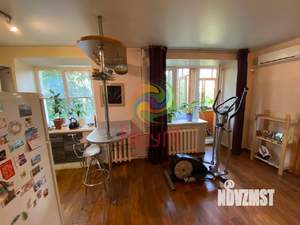 2-к квартира, вторичка, 42м2, 3/5 этаж