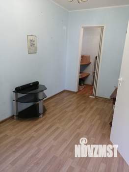 2-к квартира, вторичка, 42м2, 1/5 этаж