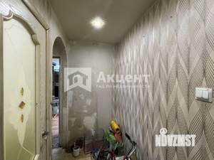 2-к квартира, вторичка, 44м2, 1/5 этаж