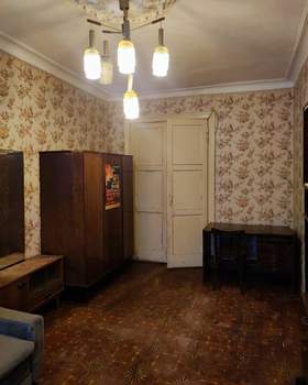 2-к квартира, вторичка, 42м2, 1/2 этаж