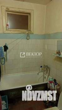 2-к квартира, вторичка, 43м2, 1/5 этаж