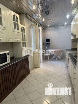 3-к квартира, вторичка, 116м2, 6/6 этаж