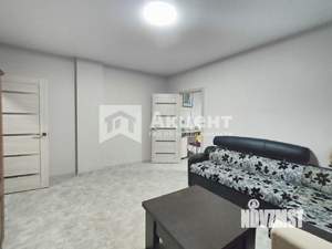 2-к квартира, вторичка, 46м2, 1/2 этаж