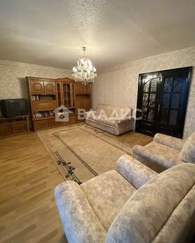 4-к квартира, вторичка, 108м2, 8/12 этаж