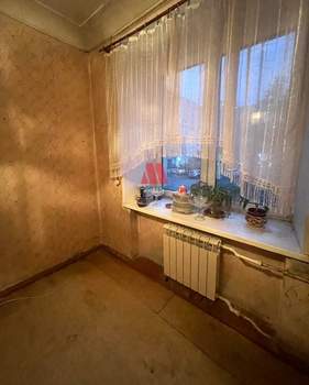 3-к квартира, вторичка, 58м2, 2/5 этаж