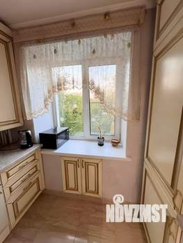 3-к квартира, вторичка, 44м2, 3/5 этаж