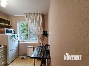 3-к квартира, вторичка, 58м2, 2/5 этаж