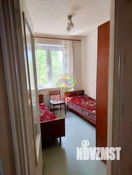4-к квартира, вторичка, 58м2, 5/5 этаж