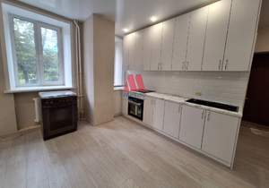 2-к квартира, вторичка, 52м2, 1/5 этаж