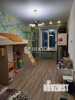2-к квартира, вторичка, 61м2, 1/3 этаж