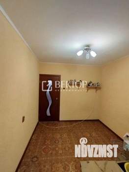 3-к квартира, вторичка, 63м2, 1/9 этаж