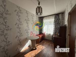 2-к квартира, вторичка, 42м2, 1/4 этаж