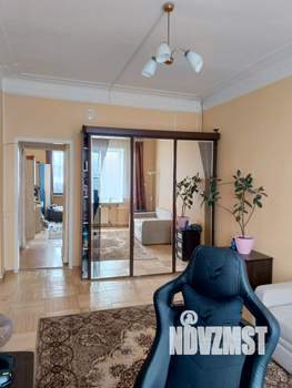 4-к квартира, вторичка, 104м2, 4/4 этаж