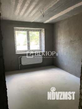 2-к квартира, вторичка, 64м2, 1/15 этаж