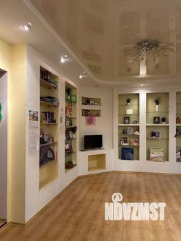 3-к квартира, вторичка, 100м2, 1/9 этаж