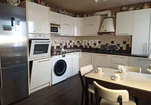 3-к квартира, вторичка, 76м2, 9/9 этаж