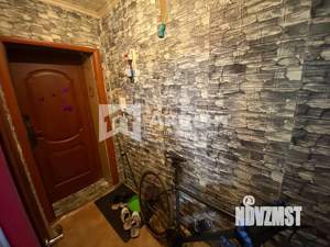 2-к квартира, вторичка, 44м2, 1/4 этаж