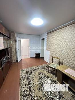 2-к квартира, вторичка, 40м2, 1/5 этаж